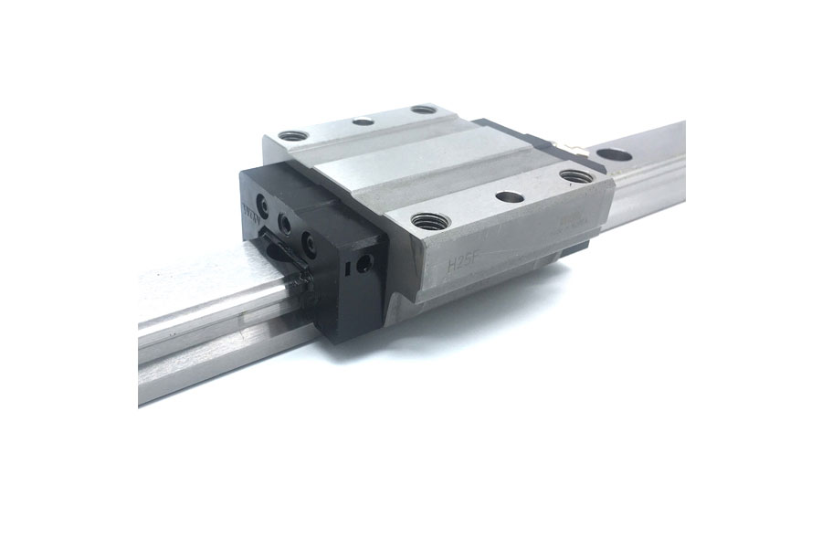 怎么選擇生產(chǎn)直線導(dǎo)軌的材料？