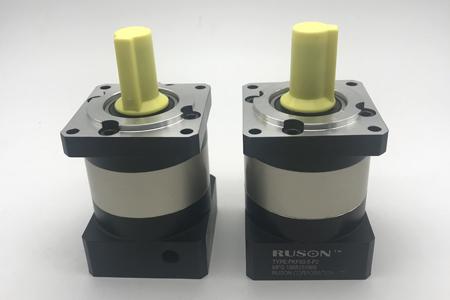 有哪些方法去保養(yǎng)行星齒輪減速機(jī)？